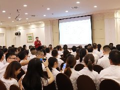 凝心聚力 與堅(jiān)持夢(mèng)想者同行